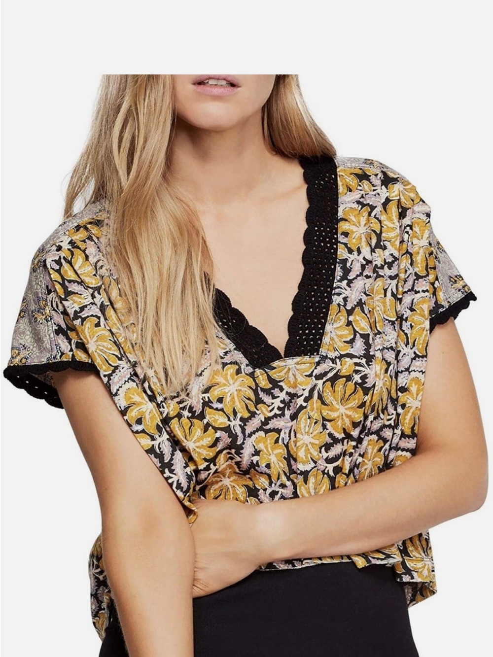 Free People Leilani Crochet Crop Top Sz X-Small Black Tea Combo Dark Floral Boho